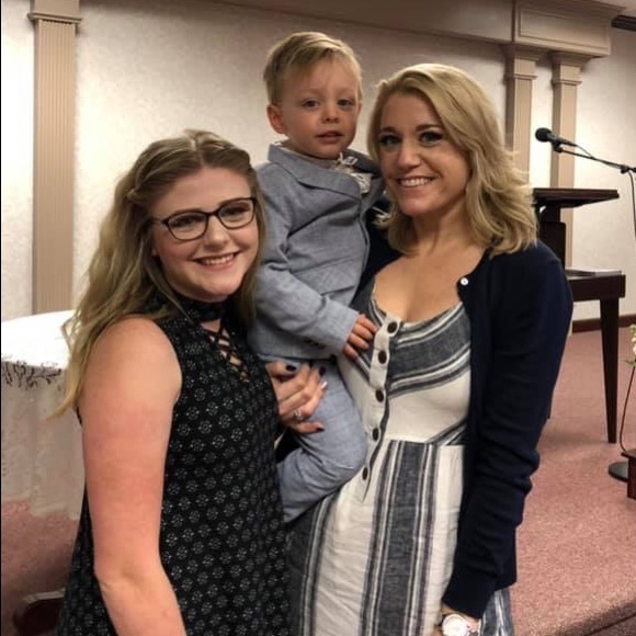 Meet your Posher, Amber James - Picture 8 of 10